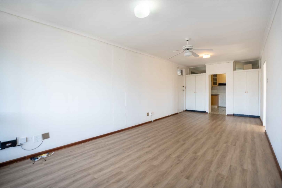 2 Bedroom Property for Sale in Buitenverwagting Western Cape